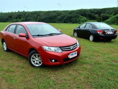 بررسی کامل خودرو آریو زوتی (Zotye Z300)